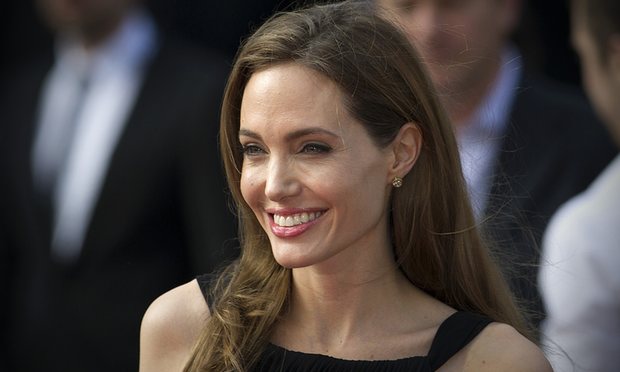 Angelina Jolie’ye evlenme teklifi geldi