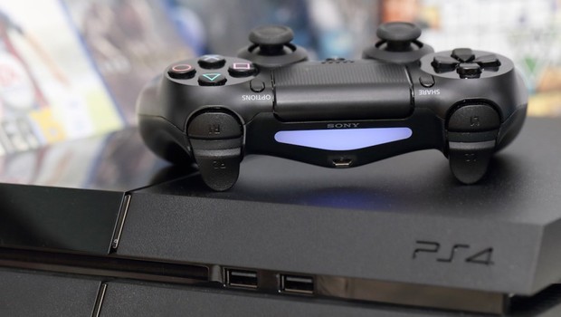 PlayStation 4 Neo fiyatı cep yakıyor