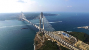 Yavuz Sultan Selim köprüsü açıldı