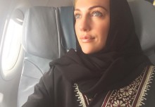 Meryem Uzerli tesettüre mi girdi? İnstagram fotoğrafları olay oldu