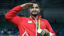 Rio’da ilk altın madalya Taha Akgül’den