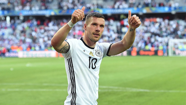 Alman basını Lukas Podolski’nin Galatasaray’dan ayrıldığını yazdı