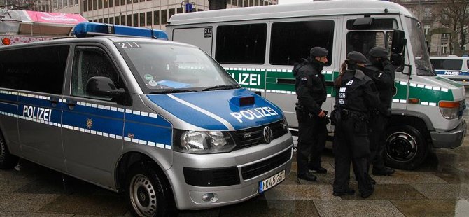 Almanya’da saldırı hazırlığında olan 2 kişi yakalandı