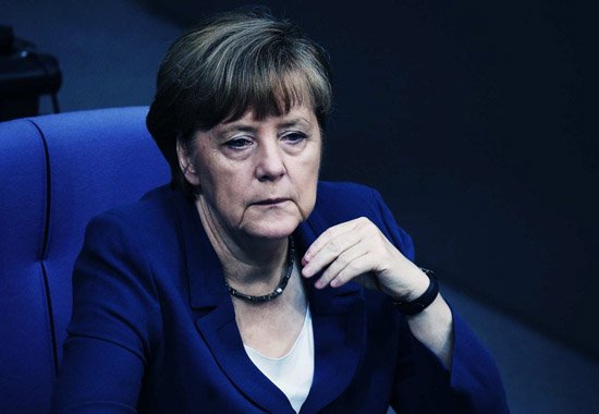 Angela Merkel’den Euro İtirafı!