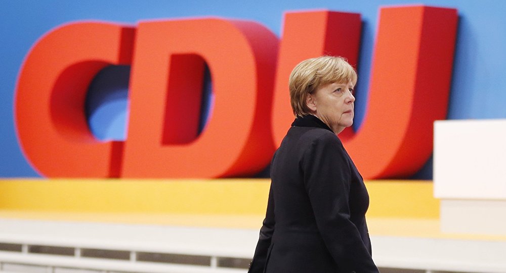 Angela Merkel’e bomba HDP sorusu!
