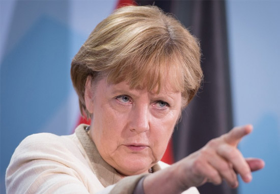 Angela Merkel : ‘Referandumu beklemeliyiz’
