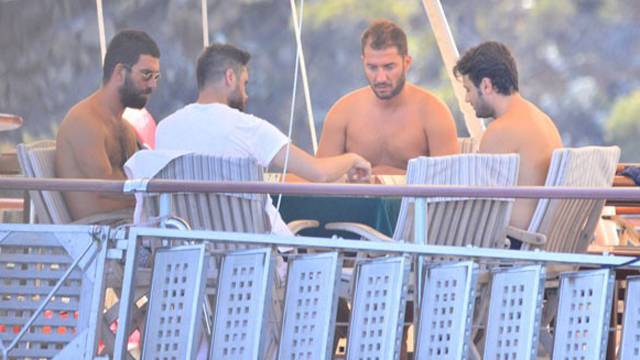 arda-turan-tekne-barcelona