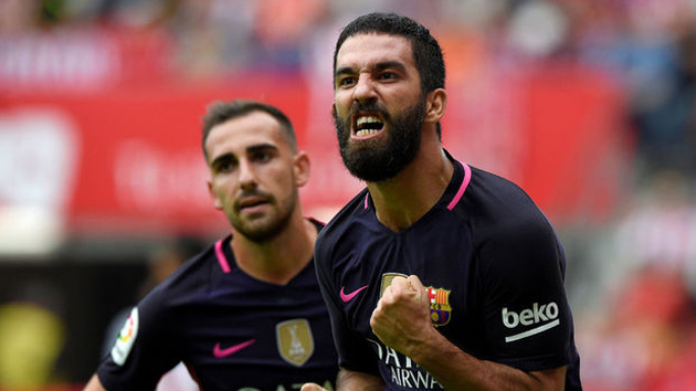 Arda Turan, Messi’yi aratmadı