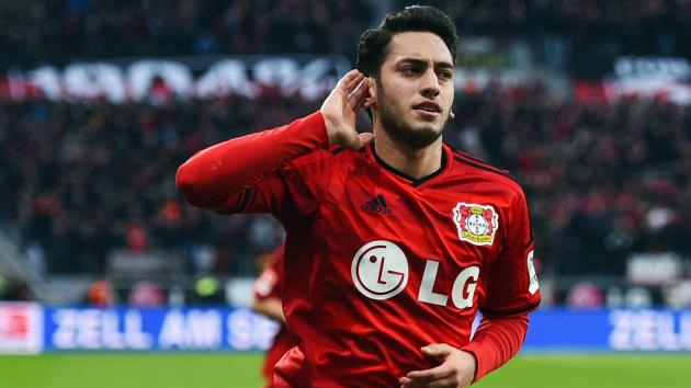 Başkanlığa evet çağrısı yapan Türk futbolcu Bayer Leverkusen’den sert uyarı aldı