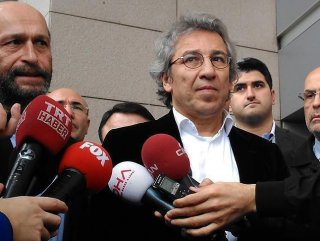 Can Dündar, Alman milletvekili tarafından Almanya’ya davet edildi