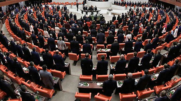 Demokratik Kongo Başbakanı istifa etti