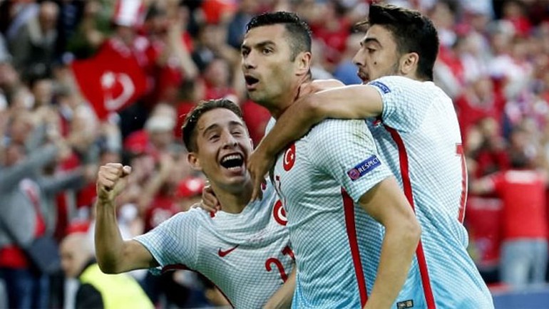 Emre Mor, Euro 2016 Tarihinde Bir İlke İmza Attı