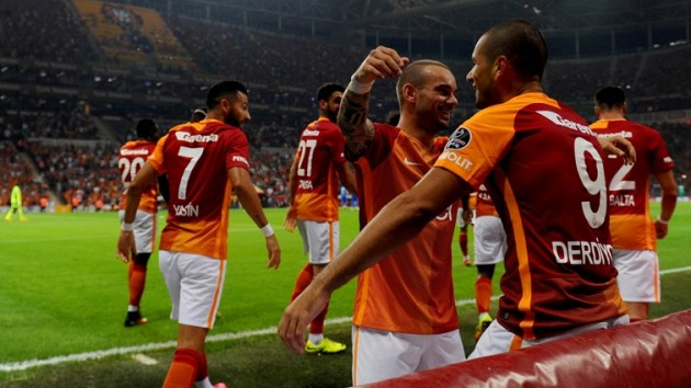 Galatasaray zirve yaptı