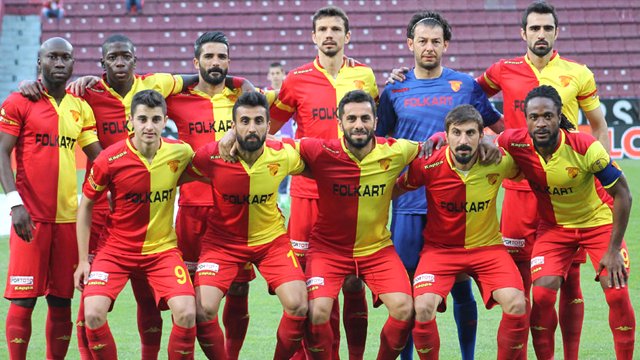 Göztepe, 8 futbolcuyu gözden çıkardı