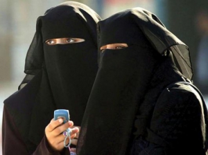 İsviçrelilerde ‘burka’ya karşı çıktı