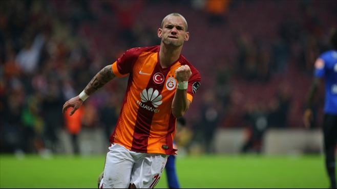 Lazio, Wesley Sneijder’i transfer etmek istiyor