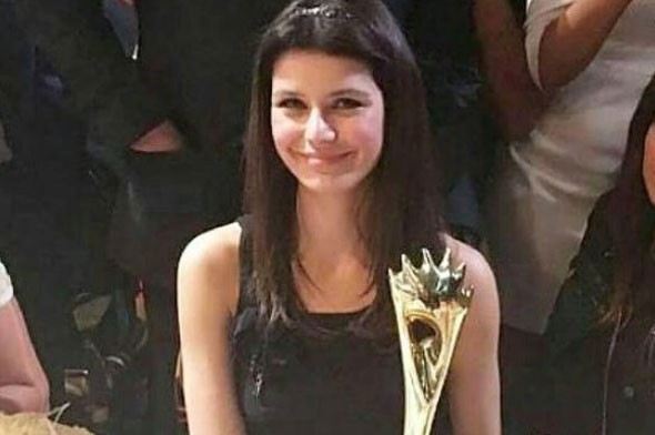 Lübnan’dan Beren Saat’e Ödül