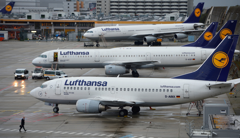 Lufthansa’da neler oluyor? Alman devi 830 uçuş daha iptal edildi