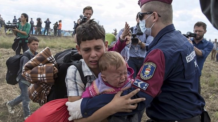 Macaristan’da sığınmacılar kamplardan dışarı çıkamayacak