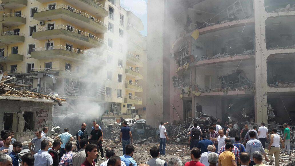 Mardin’deki bombalı saldırıdan ilk görüntüler