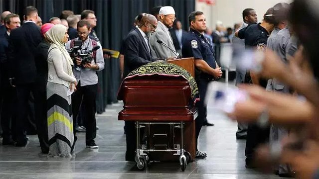 Muhammed Ali’nin Cenazesinde Skandal!