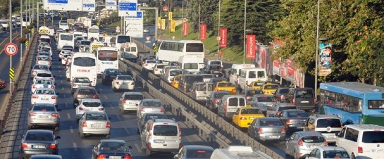 Otomobillerde sigara içme yasağı mı geliyor?