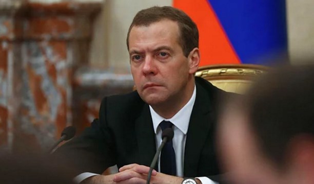 medvedev-den-3-charter-aciklamasi