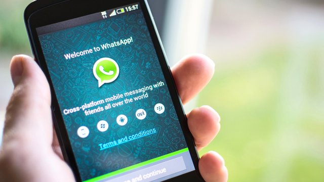 WhatsApp mesajlarının okunmasını sağlayan açık bulundu