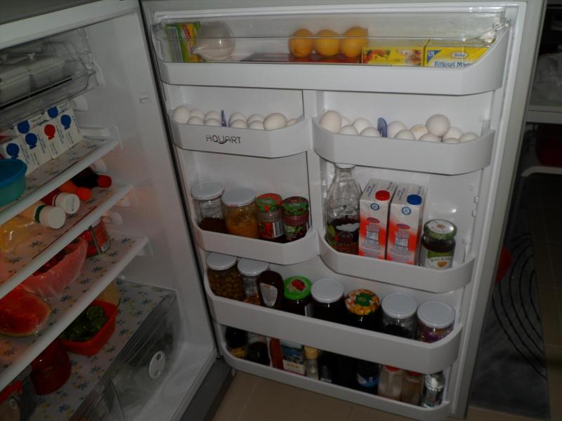 Yiyecek ve içecekleri buzdolabına nasıl yerleştirmeliyiz?